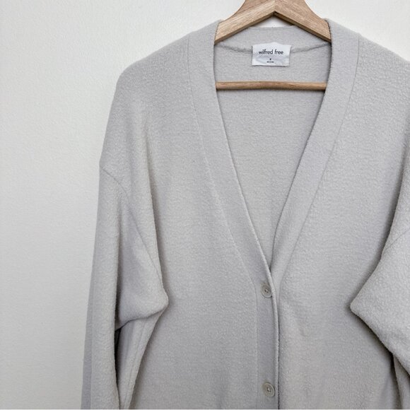 Aritzia Womens Medium Silver Birch Oversized Hush Knit Cardigan - Picture 4 of 12